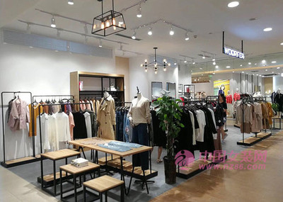 現在開服裝店還能賺錢嗎？機遇與挑戰并存