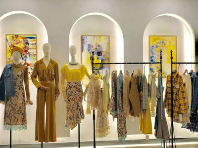 FANKATU范卡圖 驚艷亮相杭州服裝零售峰會現(xiàn)場，重塑時尚零售新體驗